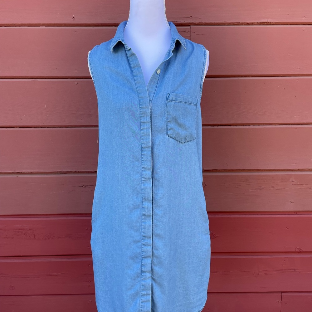 Thread & Supply Light Blue Sleeveless‎ Dress